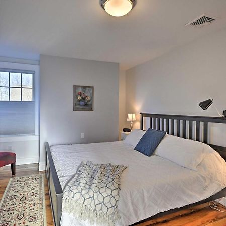 Bright Apartment - Half Mi To Greenport Harbor! 외부 사진