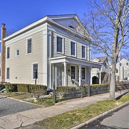 Bright Apartment - Half Mi To Greenport Harbor! 외부 사진