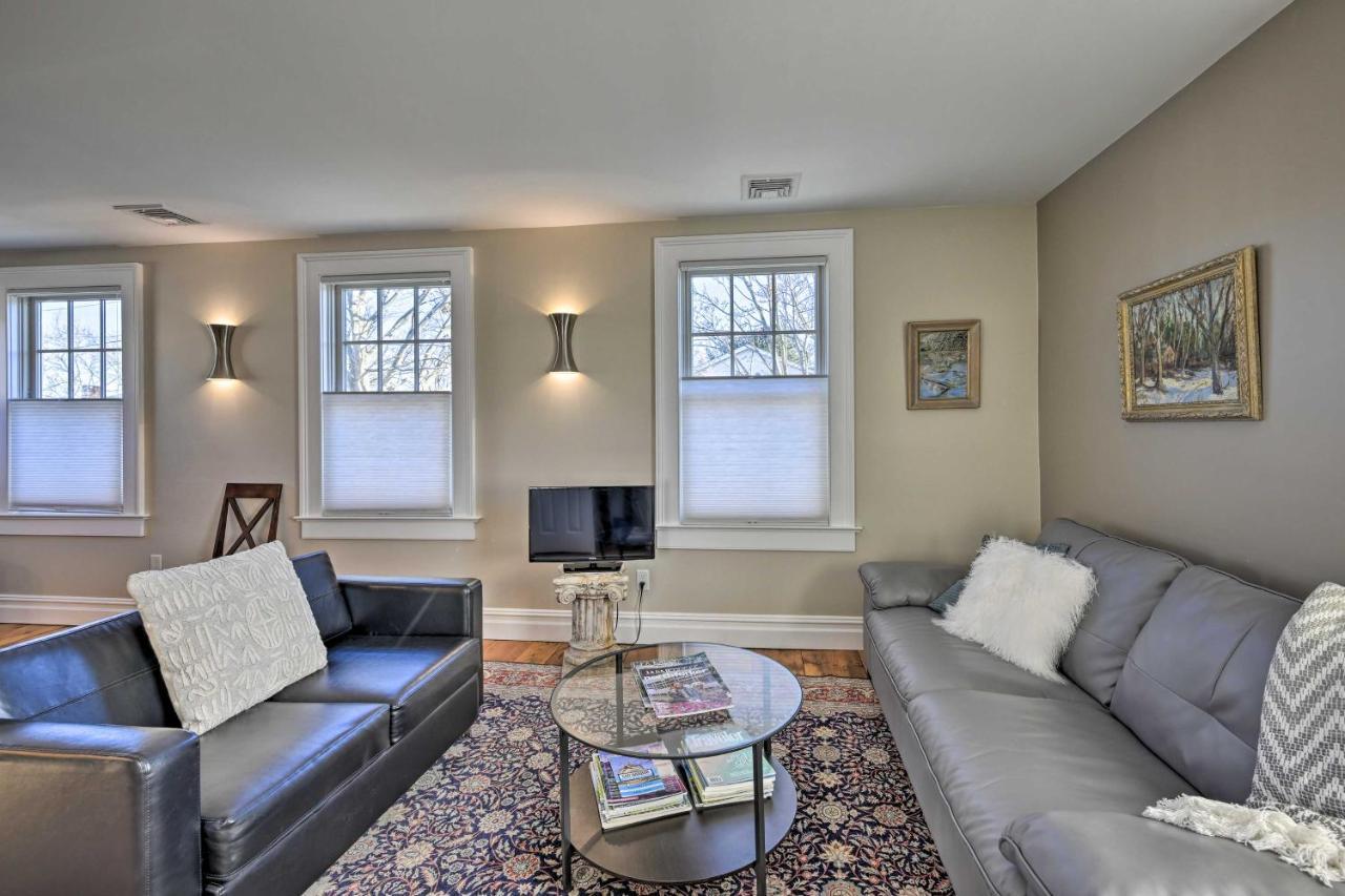 Bright Apartment - Half Mi To Greenport Harbor! 외부 사진