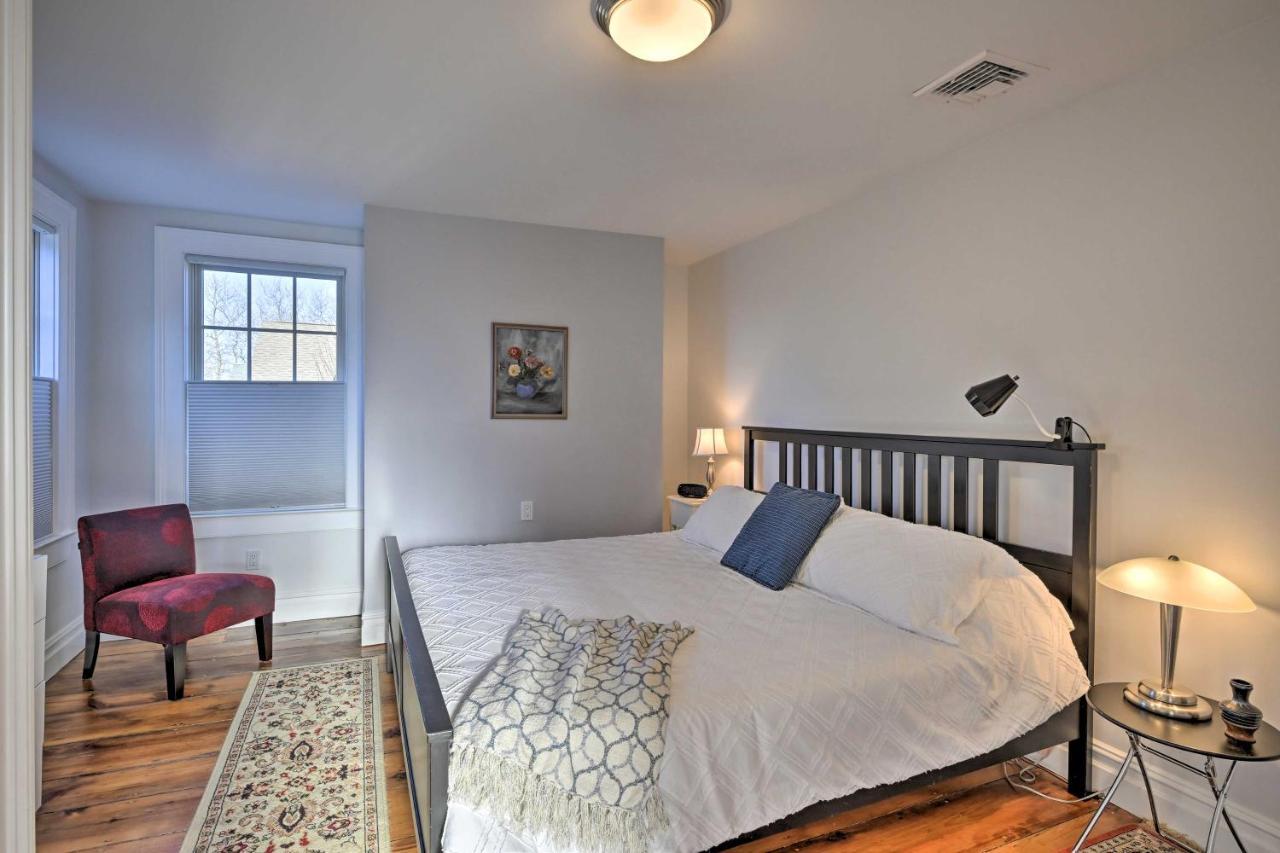 Bright Apartment - Half Mi To Greenport Harbor! 외부 사진