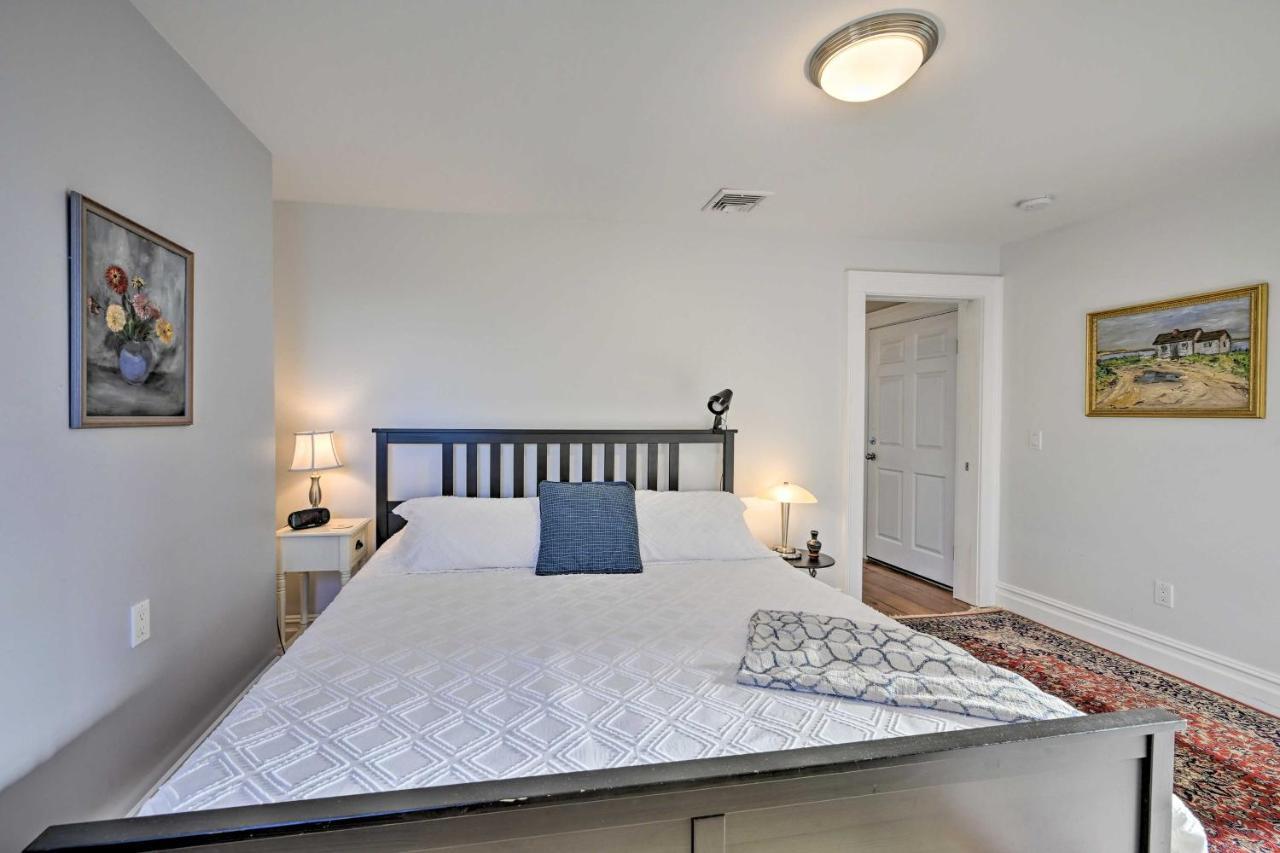 Bright Apartment - Half Mi To Greenport Harbor! 외부 사진